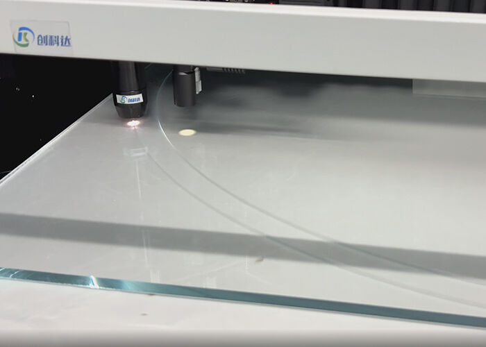 Laser Glass Cutting Machine with adjustable laser power and cutting speed to accommodate different glass types and sizes  To Speed 0-500mm/s